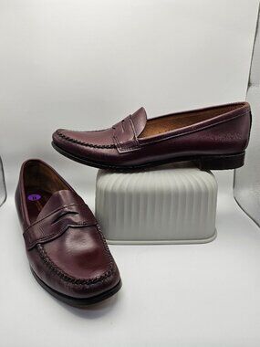 Brooks Brothers Burgundy Leather Penny Loafers – Hand‑Stitched Moc Toe – Size 8